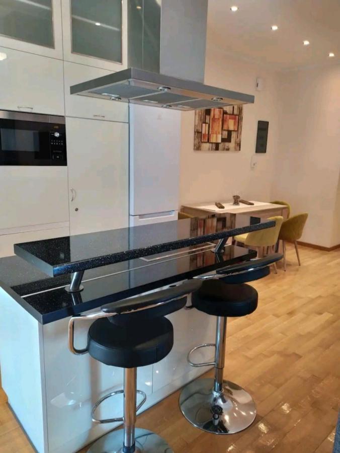 Stylish -Modern Apartment Heart Of Marousi 아테네 외부 사진