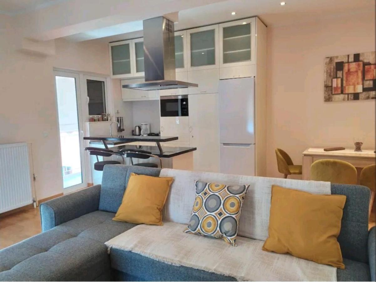 Stylish -Modern Apartment Heart Of Marousi 아테네 외부 사진